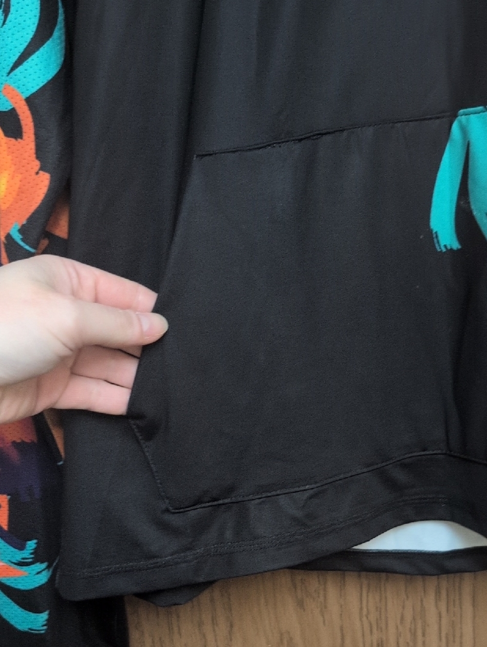 VB Rags Long Sleeve With Hood - Picture 2 of 7